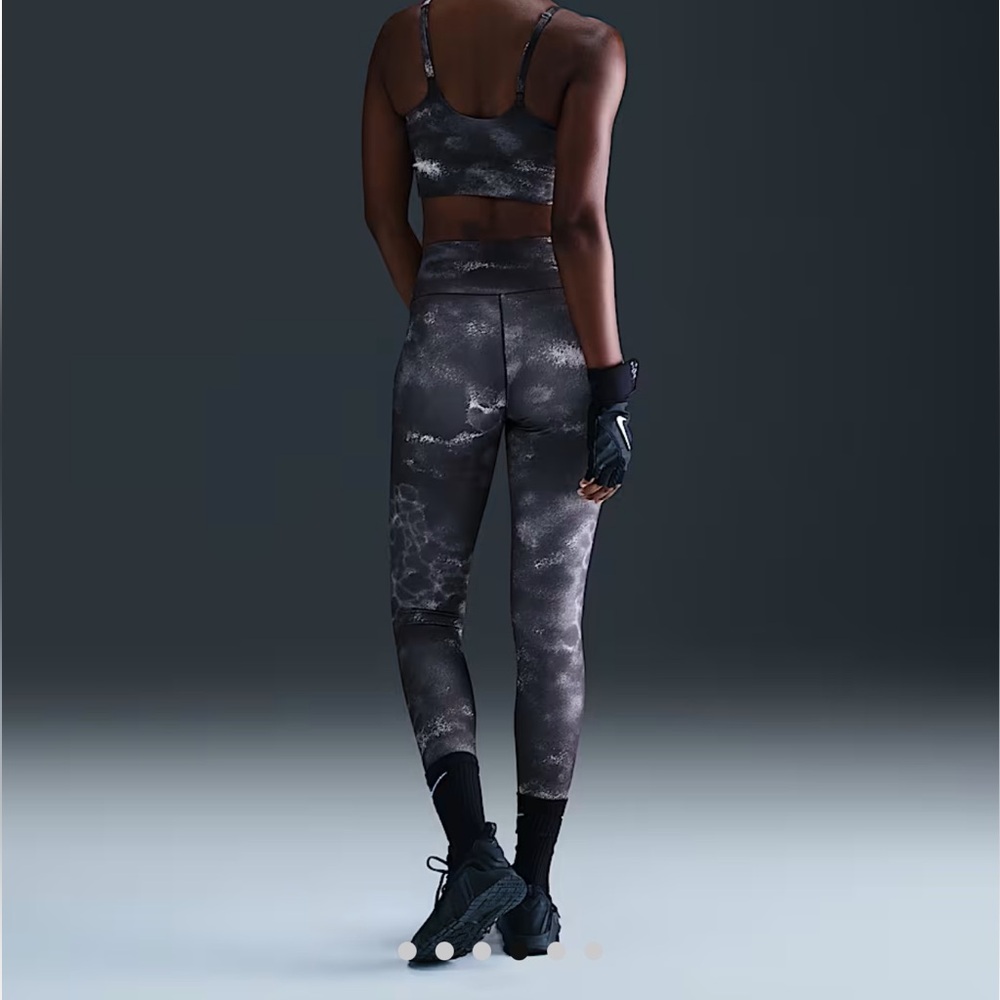 Nike One Dri-Fit High-Waisted 7/8 Printed Leggings Smoke Active Tights SM NWOT - Picture 5 of 12
